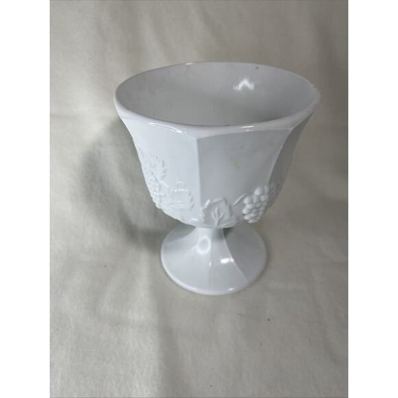 Vintage White Milk Glass Pedestal Vase Embossed Grapes Design - Picture 1 of 4